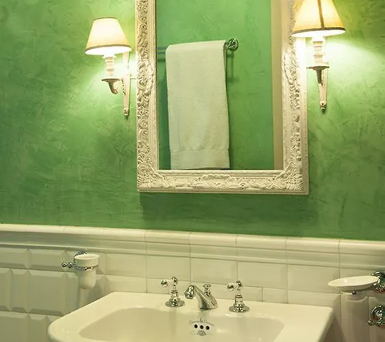 Relais Vimercati Oda ve Kahvaltı Crema